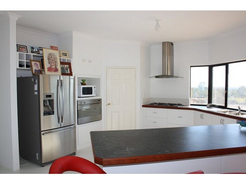 276 Gosnells Road East, Orange Grove WA 6109