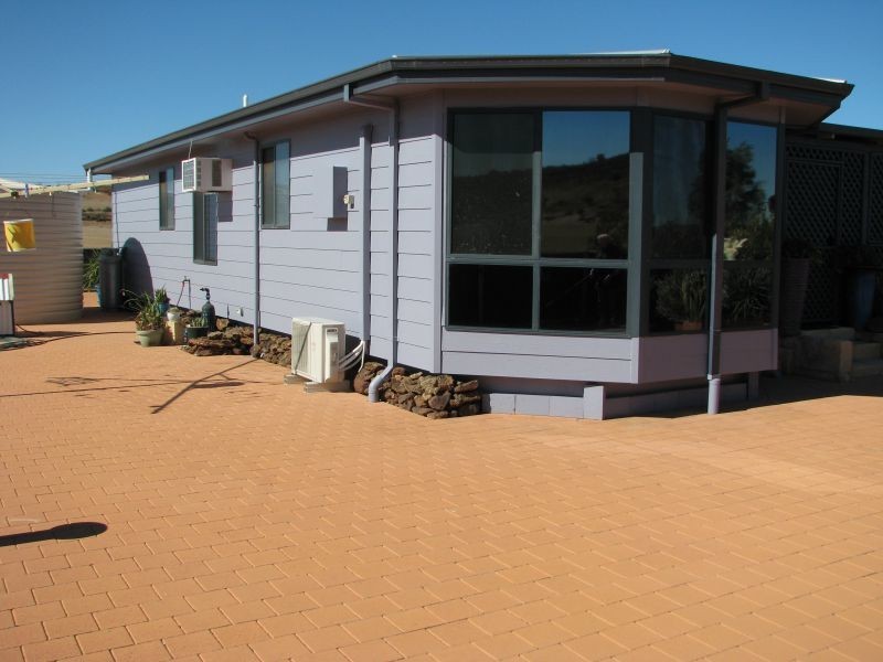 127 URCH ROAD, NARRA TARRA, Geraldton WA 6530