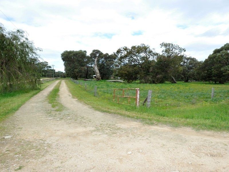80 Clifton Downs Road, Herron WA 6210