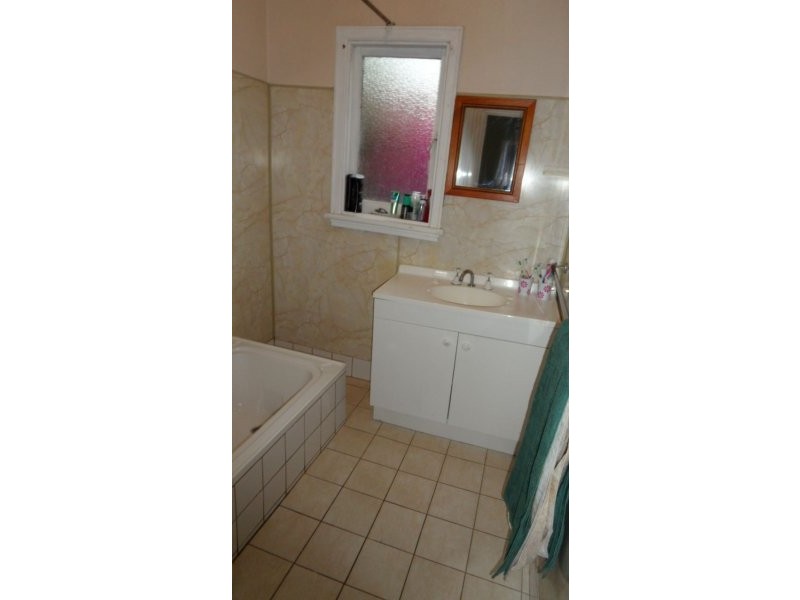 3 Gertrude Street, Geraldton WA 6530