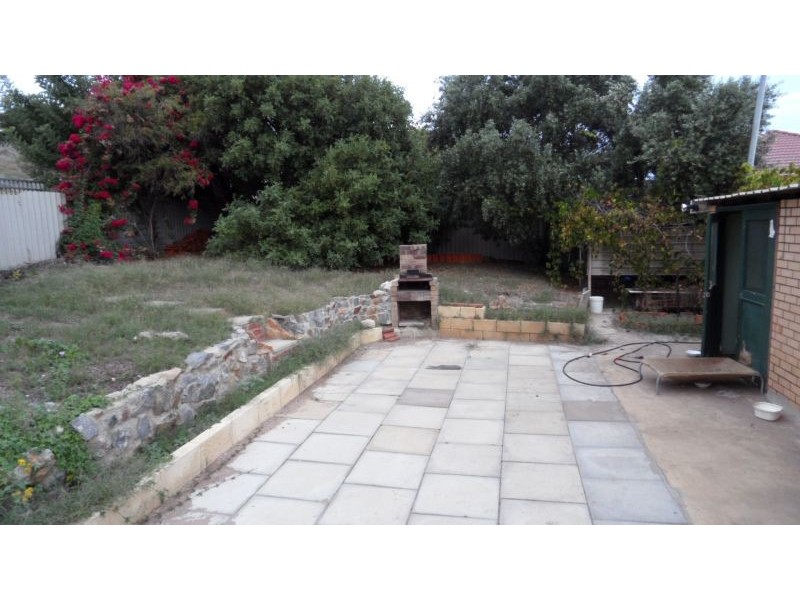 3 Gertrude Street, Geraldton WA 6530