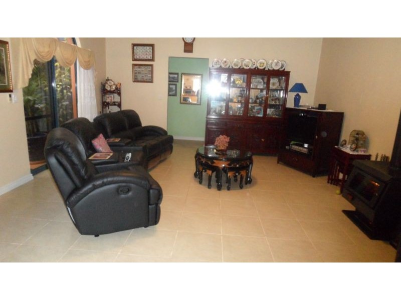 18 Powderbark Close, Jarrahdale WA 6124