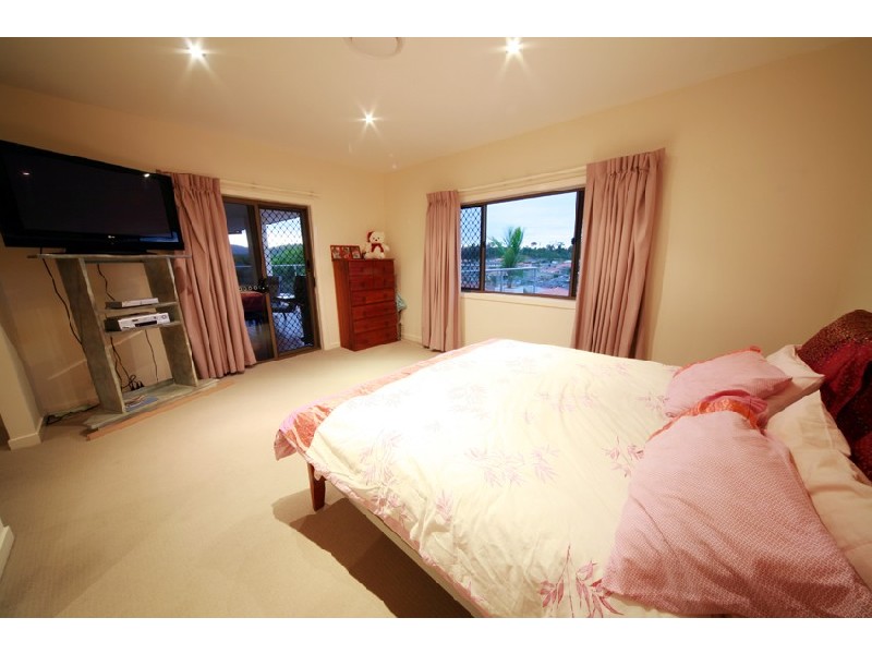 83 Salvado Drive, Pacific Pines QLD 4211