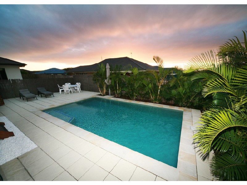 83 Salvado Drive, Pacific Pines QLD 4211