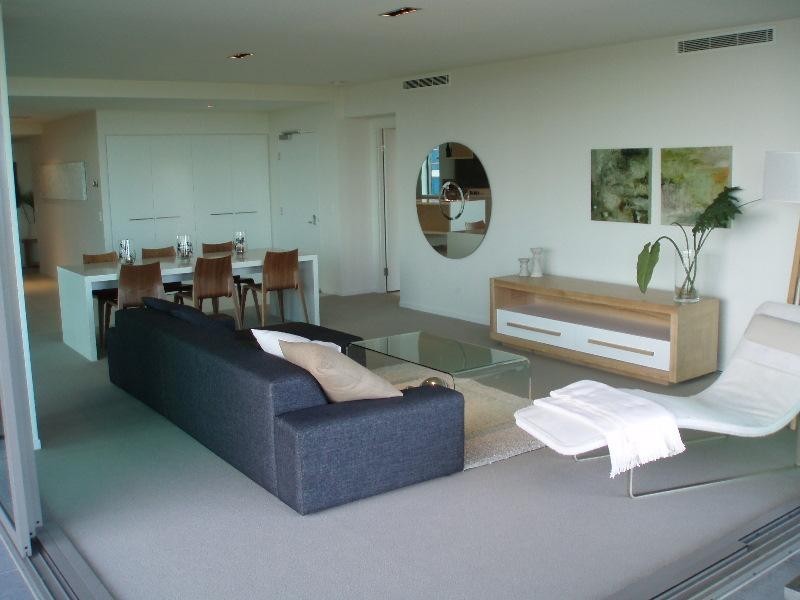 Paradise Point QLD 4216