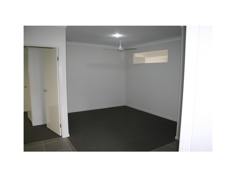Molendinar QLD 4214