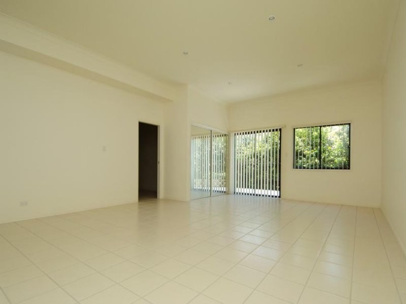 Highland Park QLD 4211