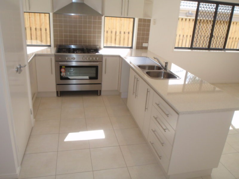 Eight Mile Plains QLD 4113