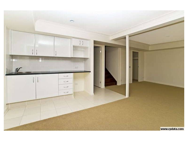 Highland Park QLD 4211