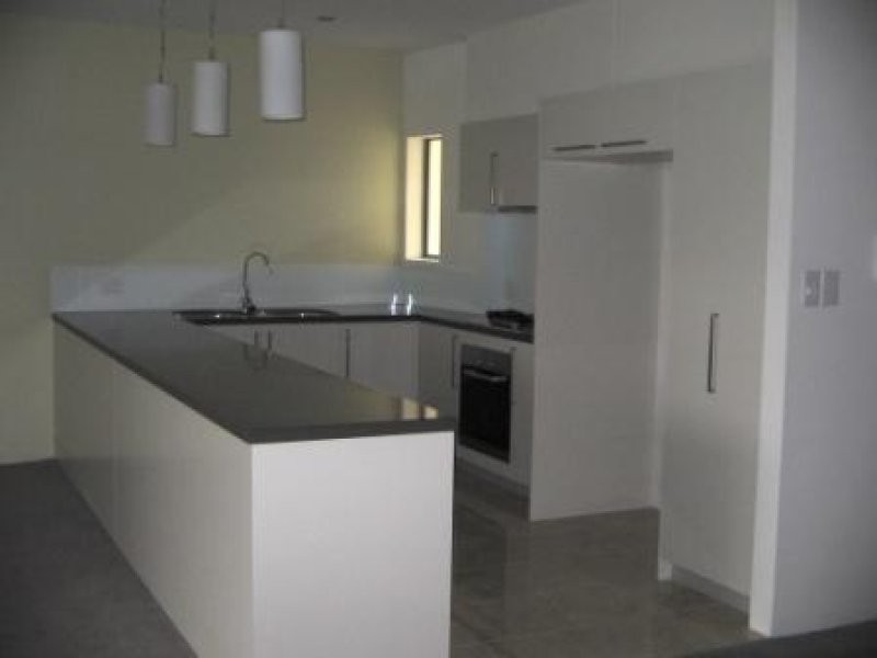 Hope Island QLD 4212