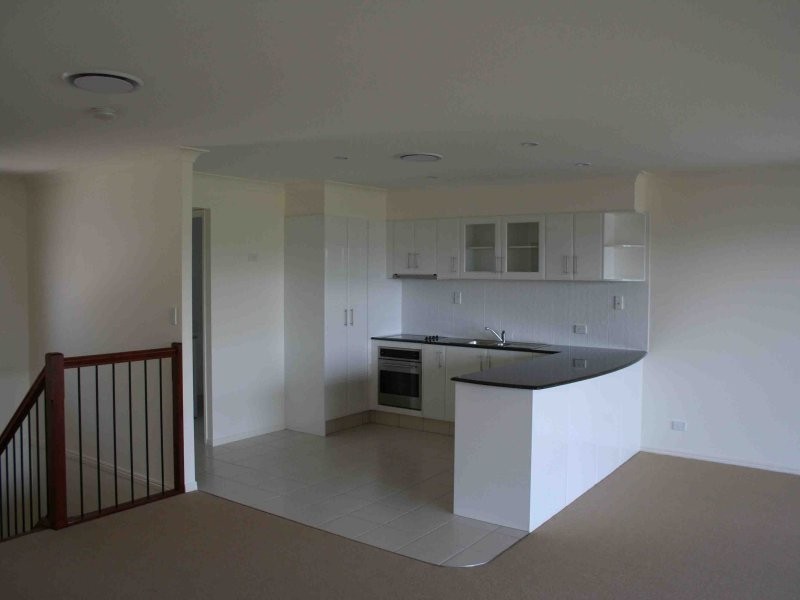 Highland Park QLD 4211