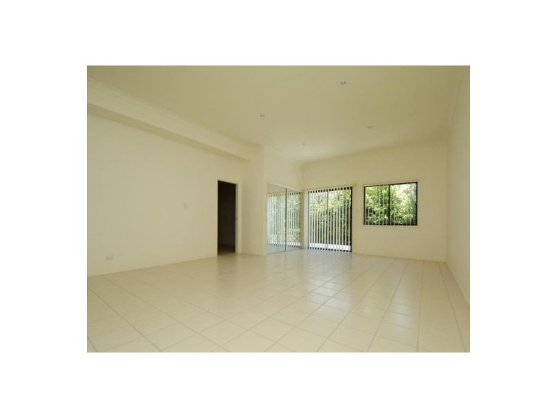 Highland Park QLD 4211