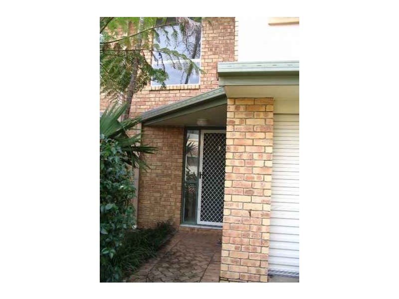 Labrador QLD 4215