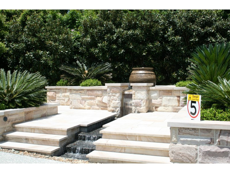 Highland Park QLD 4211