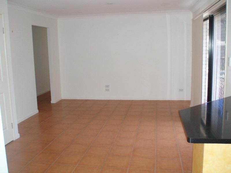 Pacific Pines QLD 4211