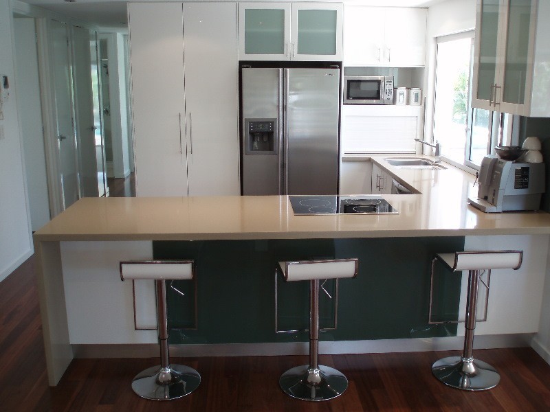 Hollywell QLD 4216