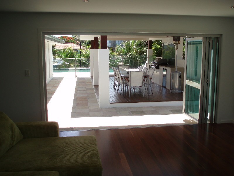 Hollywell QLD 4216