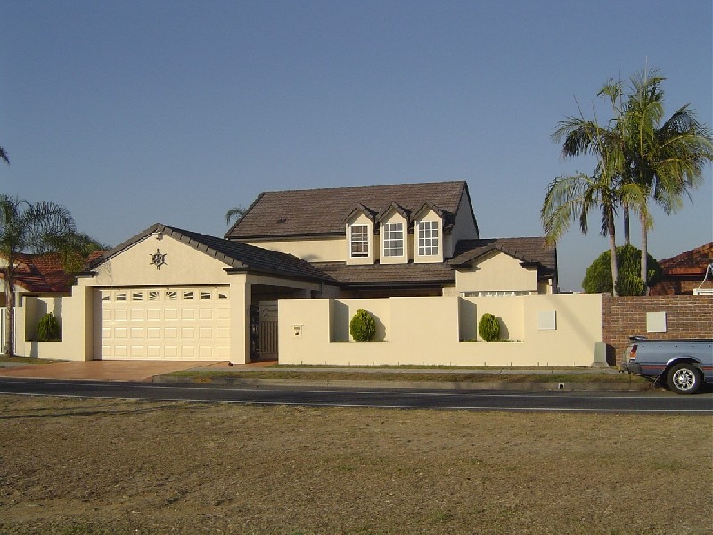 Paradise Point QLD 4216