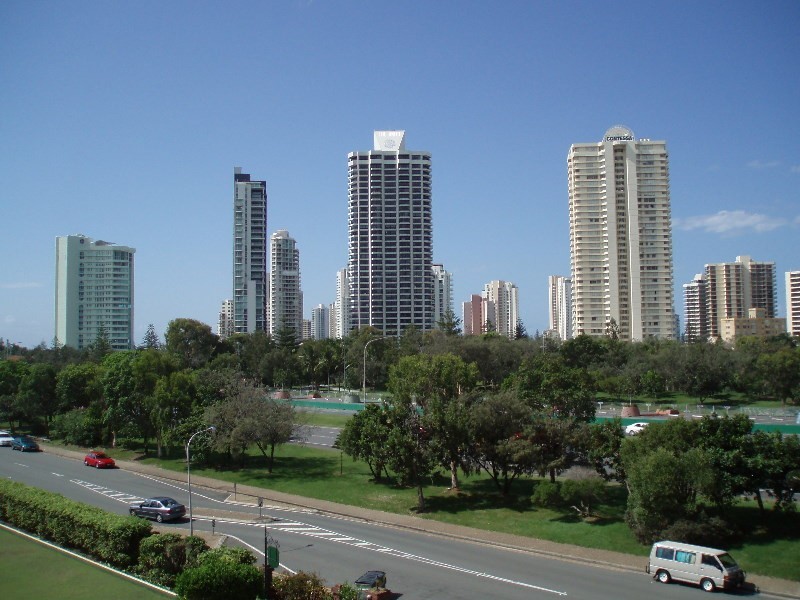 13 18 Commodore Drive, Paradise Waters QLD 4217