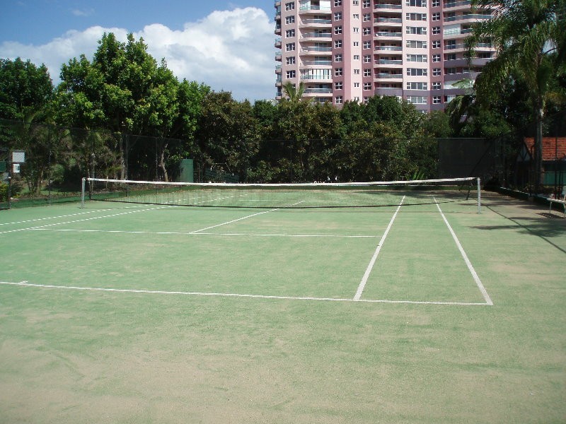 13 18 Commodore Drive, Paradise Waters QLD 4217