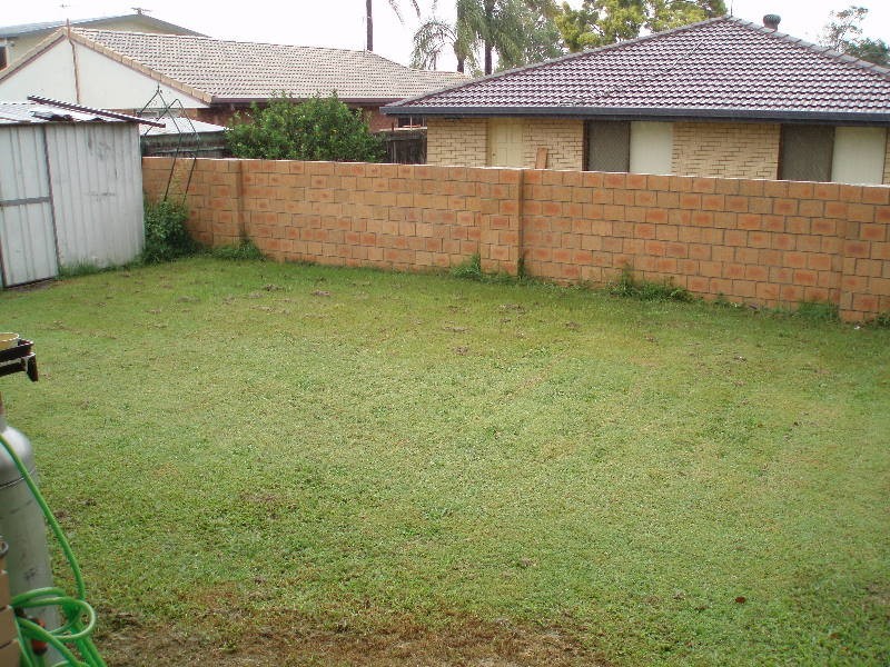 304 Bayview Street, Hollywell QLD 4216