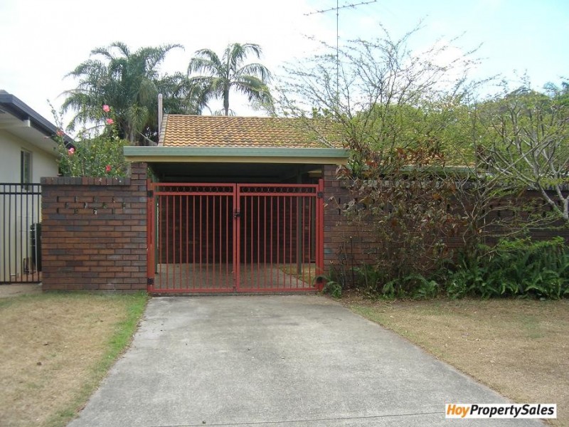 2/7 Bullimah Avenue, Burleigh Heads QLD 4220