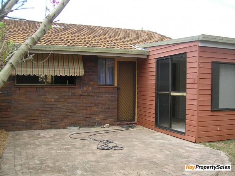 2/7 Bullimah Avenue, Burleigh Heads QLD 4220