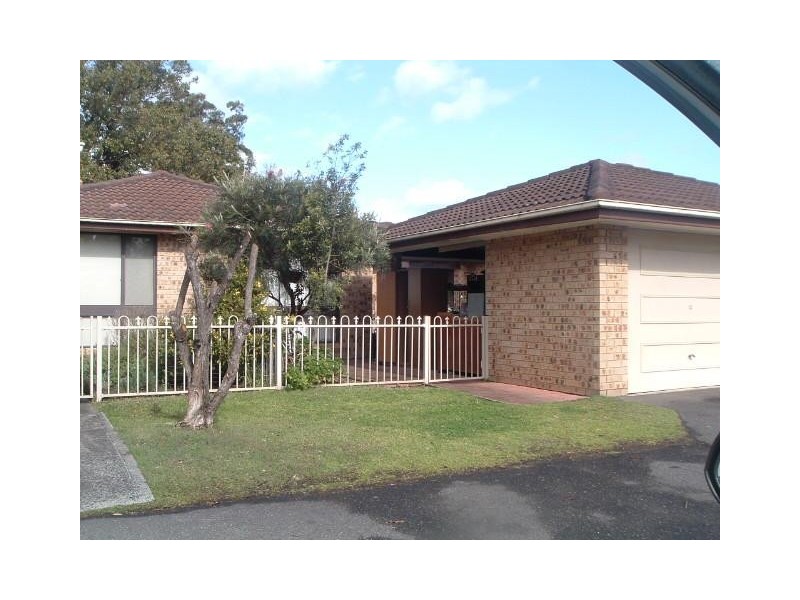 12/101 Glennie Street, Wyoming NSW 2250