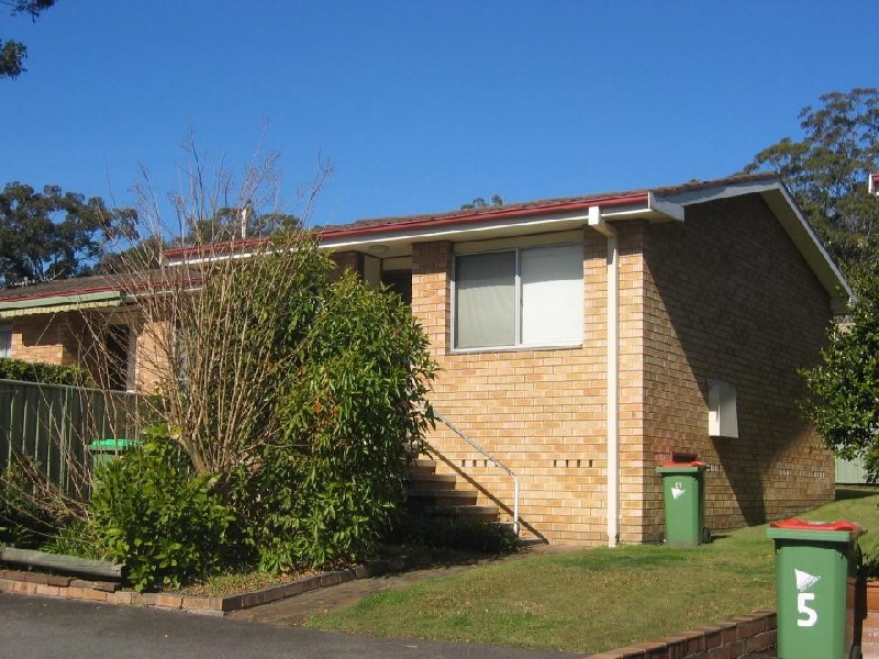 4/4 Kalwarra Road, Wyoming NSW 2250