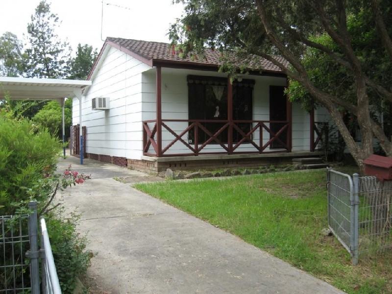 28 Akora Street, Wyoming NSW 2250
