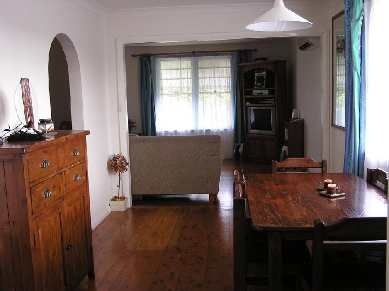 14 Halcyon Street, Wyoming NSW 2250