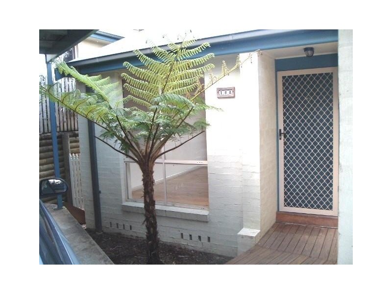 18a Railway Crescent, Lisarow NSW 2250