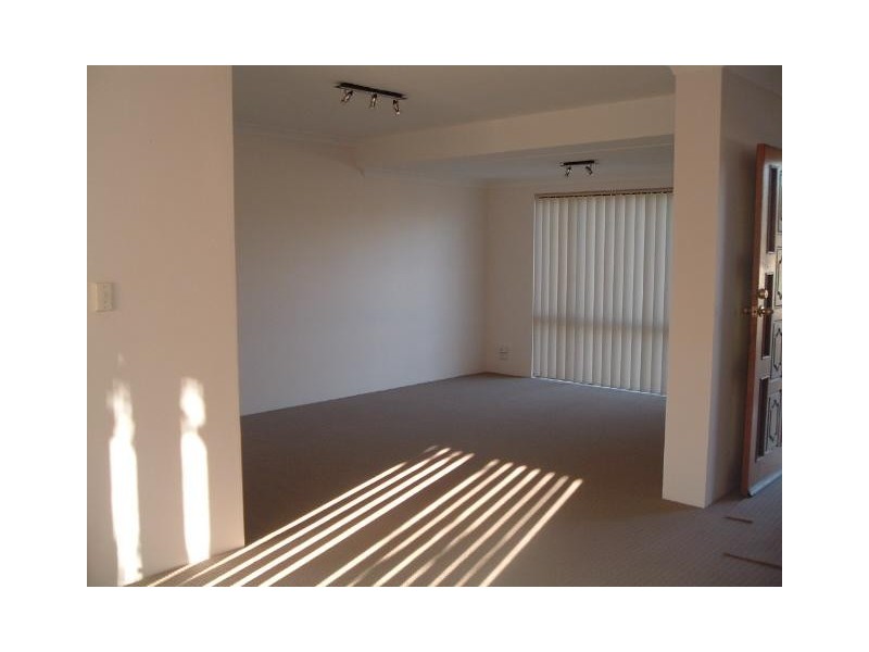 2/182 Booker Bay Rd, Booker Bay NSW 2257
