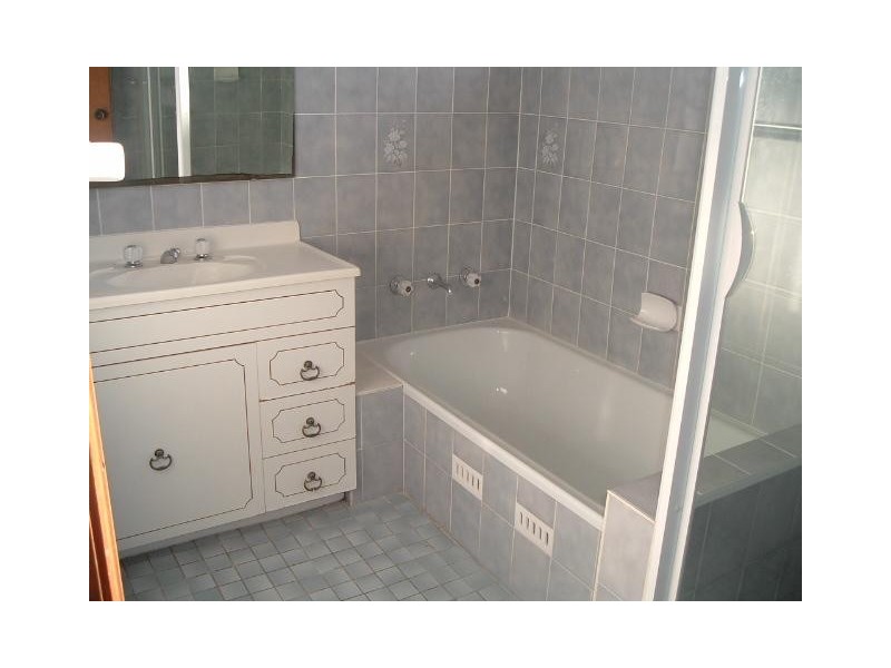 2/182 Booker Bay Rd, Booker Bay NSW 2257