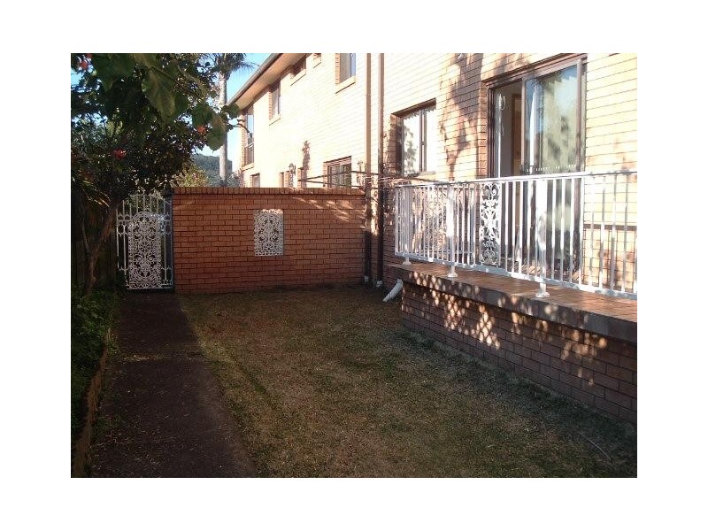 2/182 Booker Bay Rd, Booker Bay NSW 2257