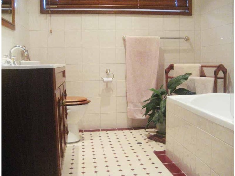 4 Egerton Place, Wyoming NSW 2250