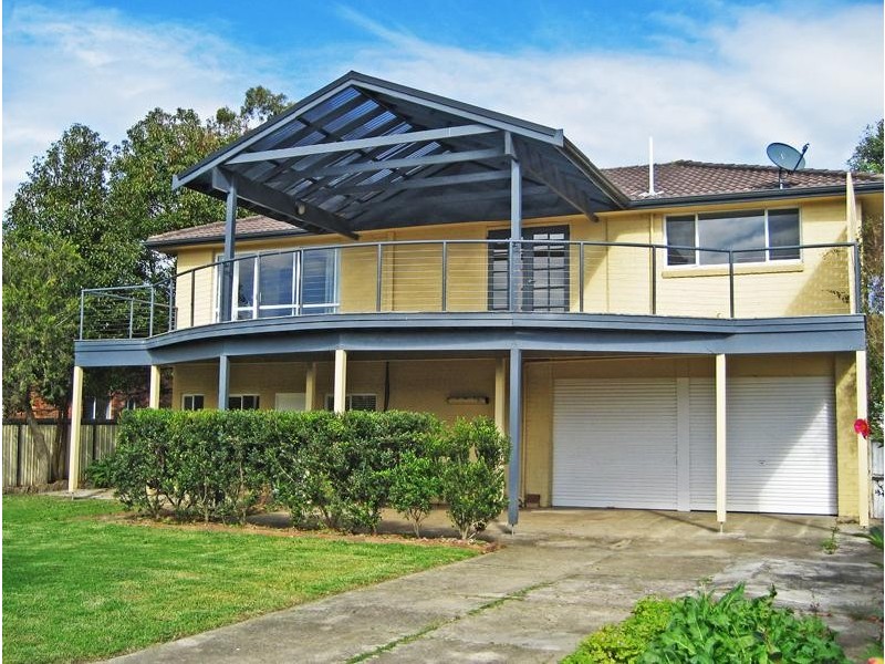 41 Bayline Drive, Point Clare NSW 2250