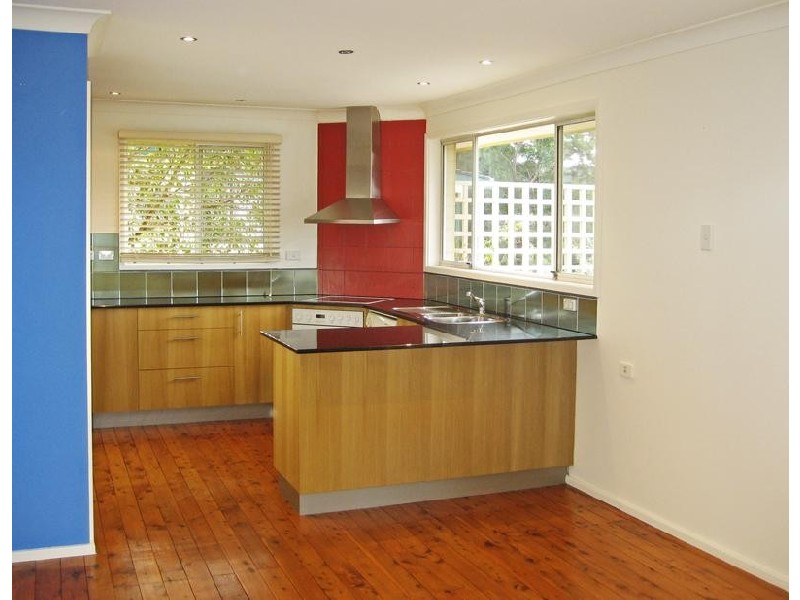 41 Bayline Drive, Point Clare NSW 2250