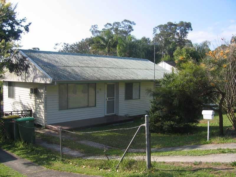 11 Maidens Brush Rd, Wyoming NSW 2250
