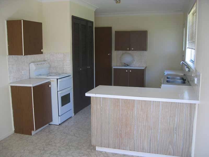 17 Elizabeth Street, Wyoming NSW 2250