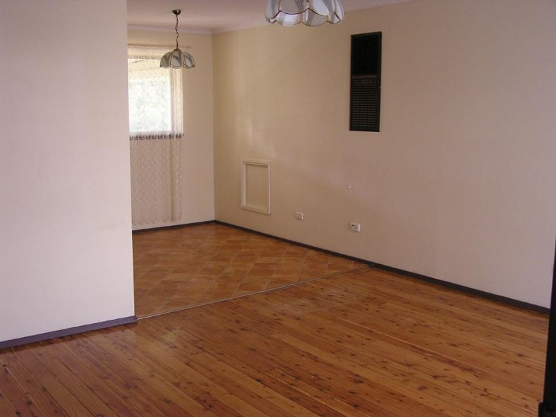 27 Craigend Street, Wyoming NSW 2250