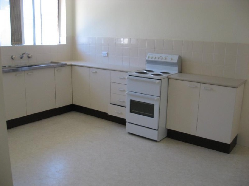 6/7 Sinclair Street, Gosford NSW 2250