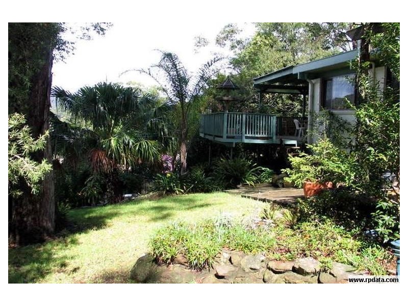 5 Ryton Close, Wyoming NSW 2250