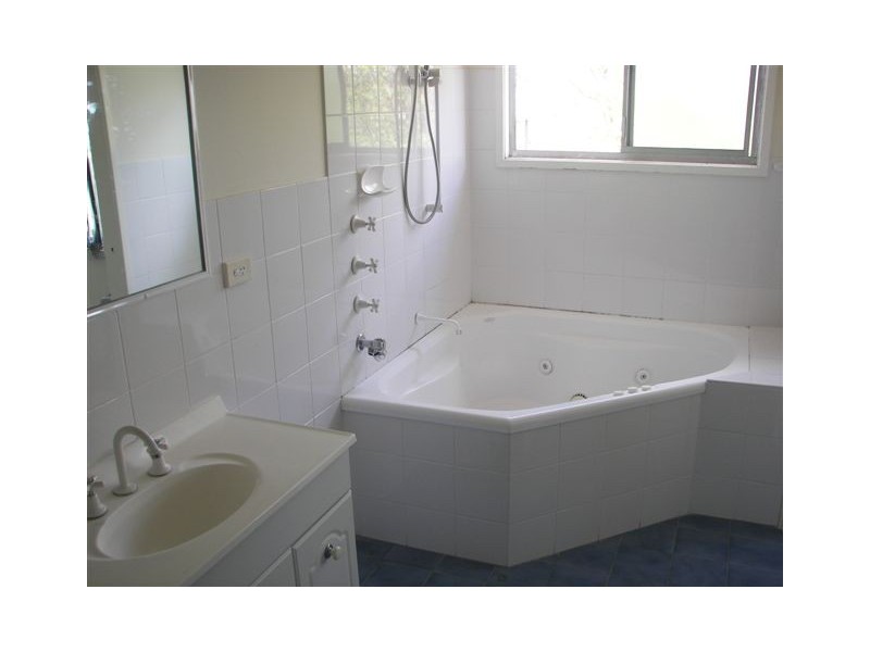 211 Canambe Street, Armidale NSW 2350