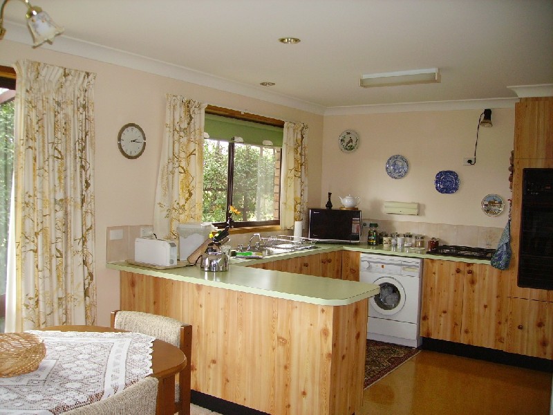 37 Inces Road, Armidale NSW 2350