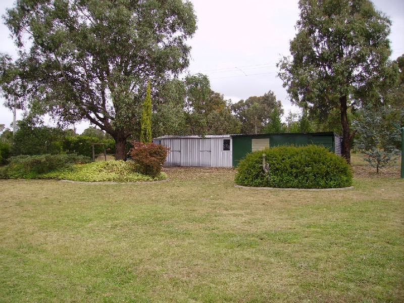 37 Inces Road, Armidale NSW 2350