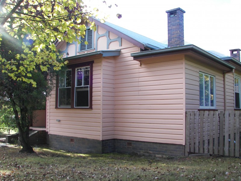 163 Mossman Street, Armidale NSW 2350