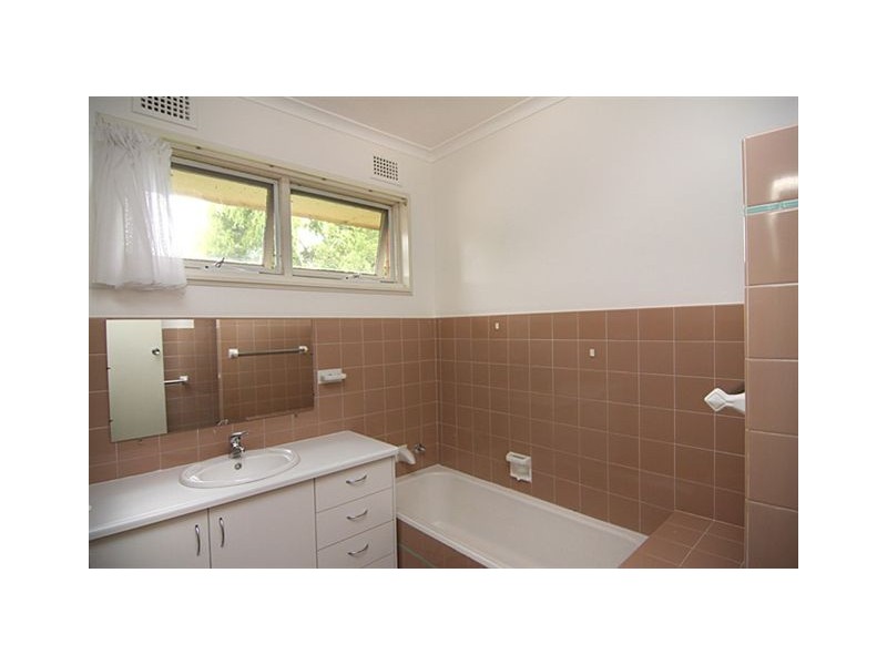 129 Mossman Street, Armidale NSW 2350