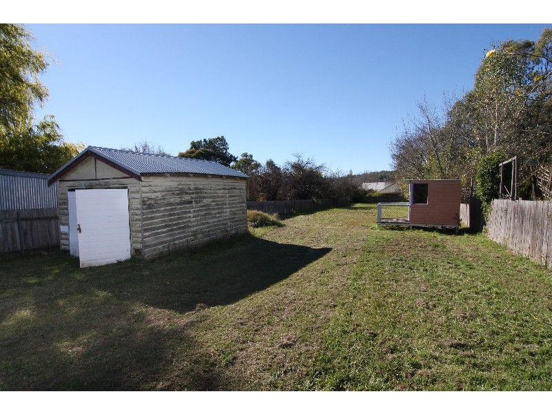 167  Barney Street, Armidale NSW 2350