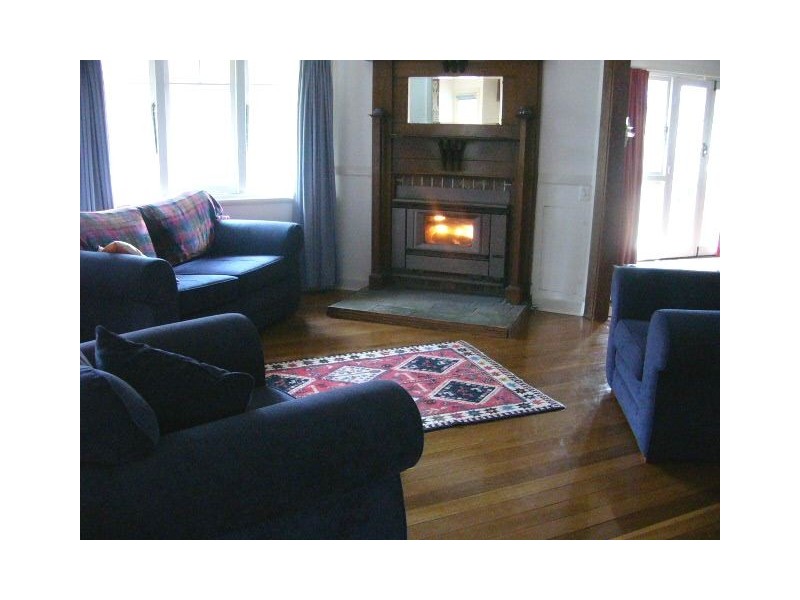 193 Marsh Street, Armidale NSW 2350